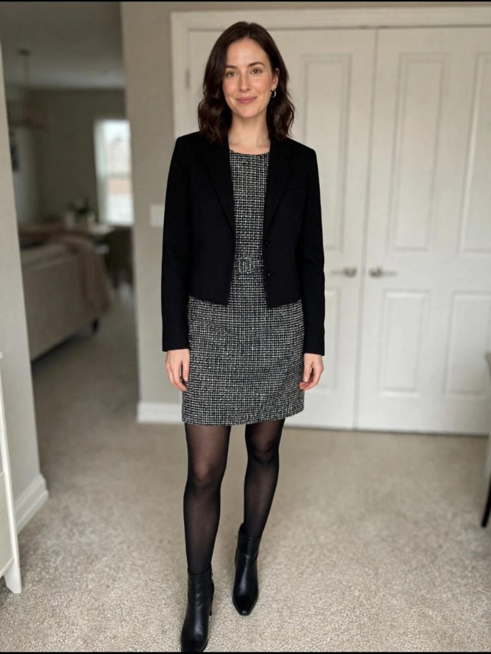 Banana Republic Black and White Tweed Knit Sleeveless Belted Pocket Dress 10P